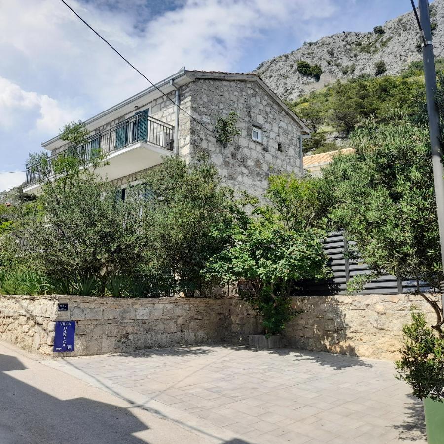 Villa Danica On The Hills, Seaview โปดสตรานา ภายนอก รูปภาพ