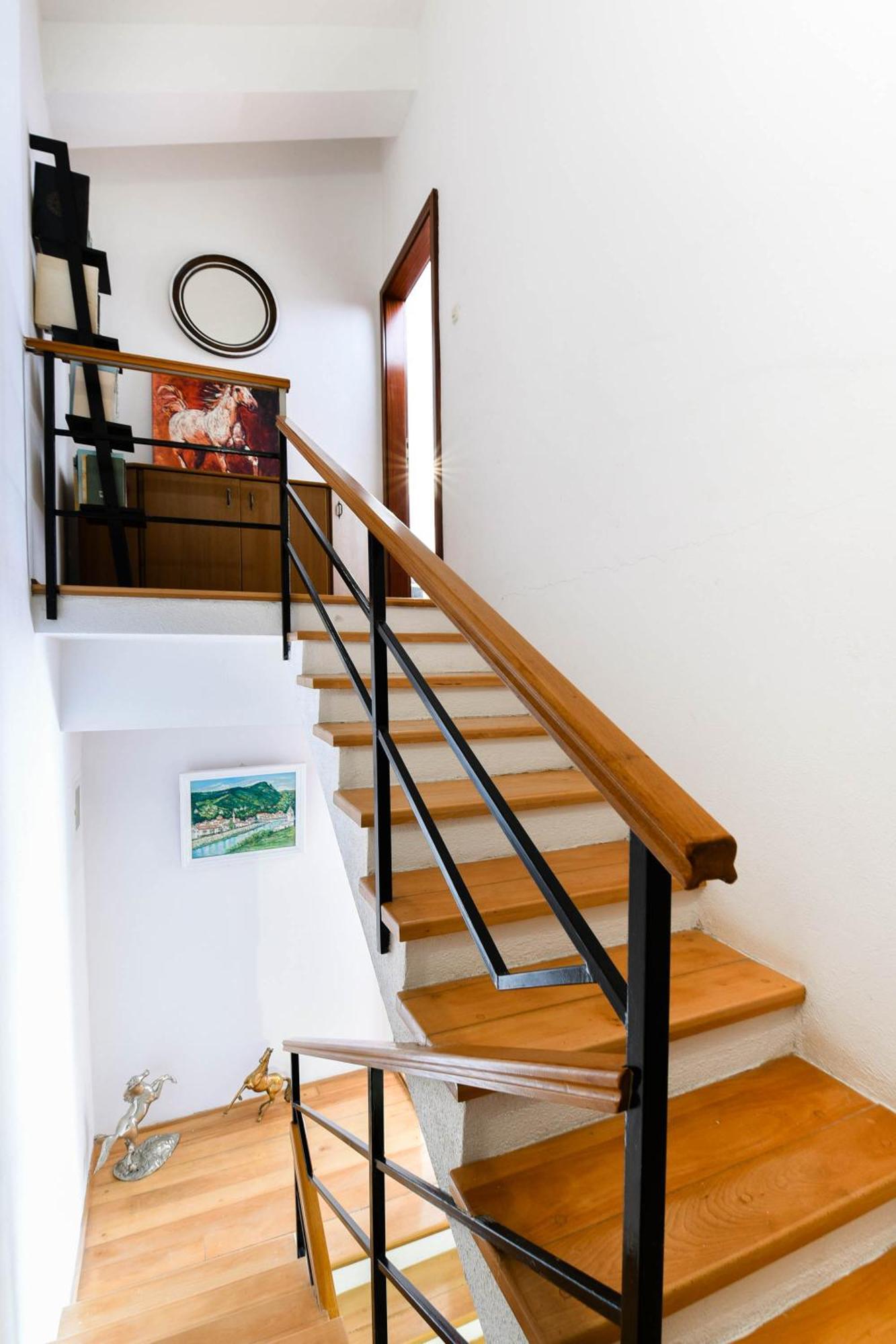 Villa Danica On The Hills, Seaview โปดสตรานา ภายนอก รูปภาพ